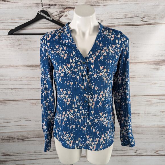 LC Lauren Conrad Blue with Heart Print Blouse sz XS - Picture 1 of 7
